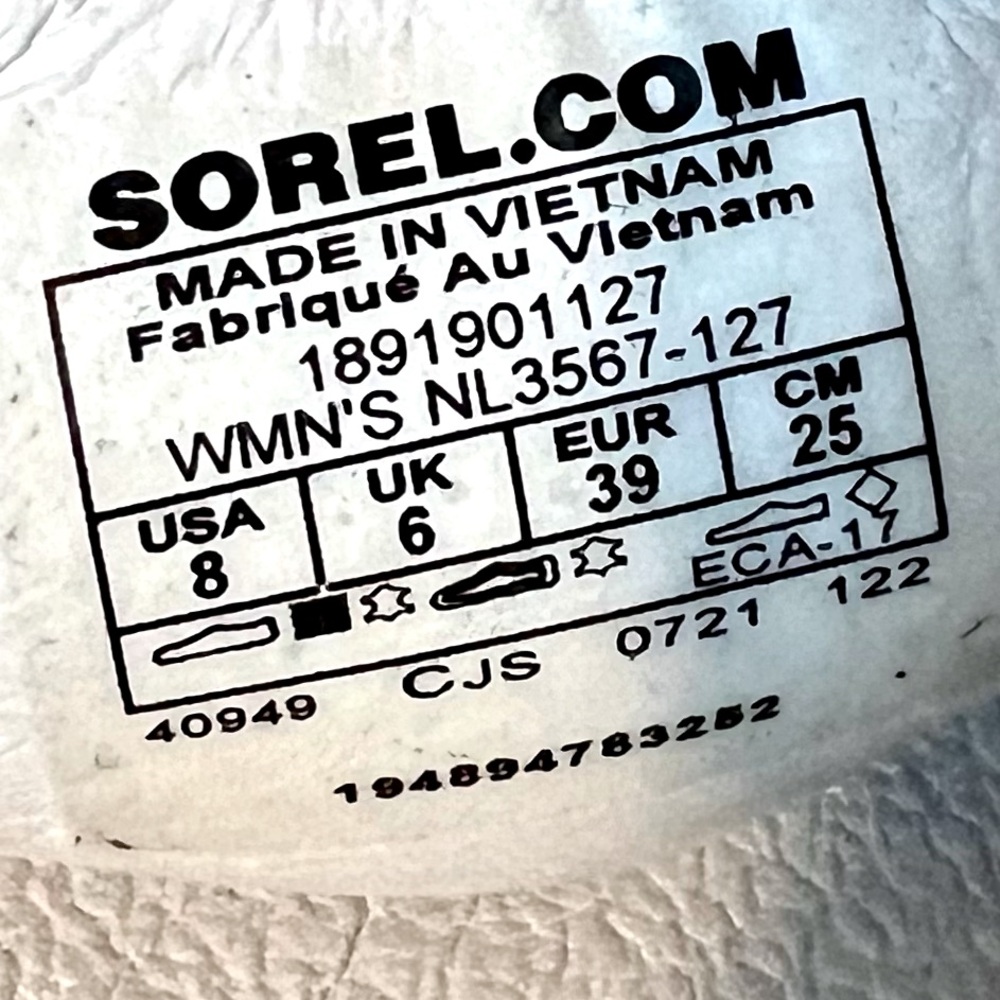 Sorel White Multicolor Wave Sandals - Picture 14 of 16